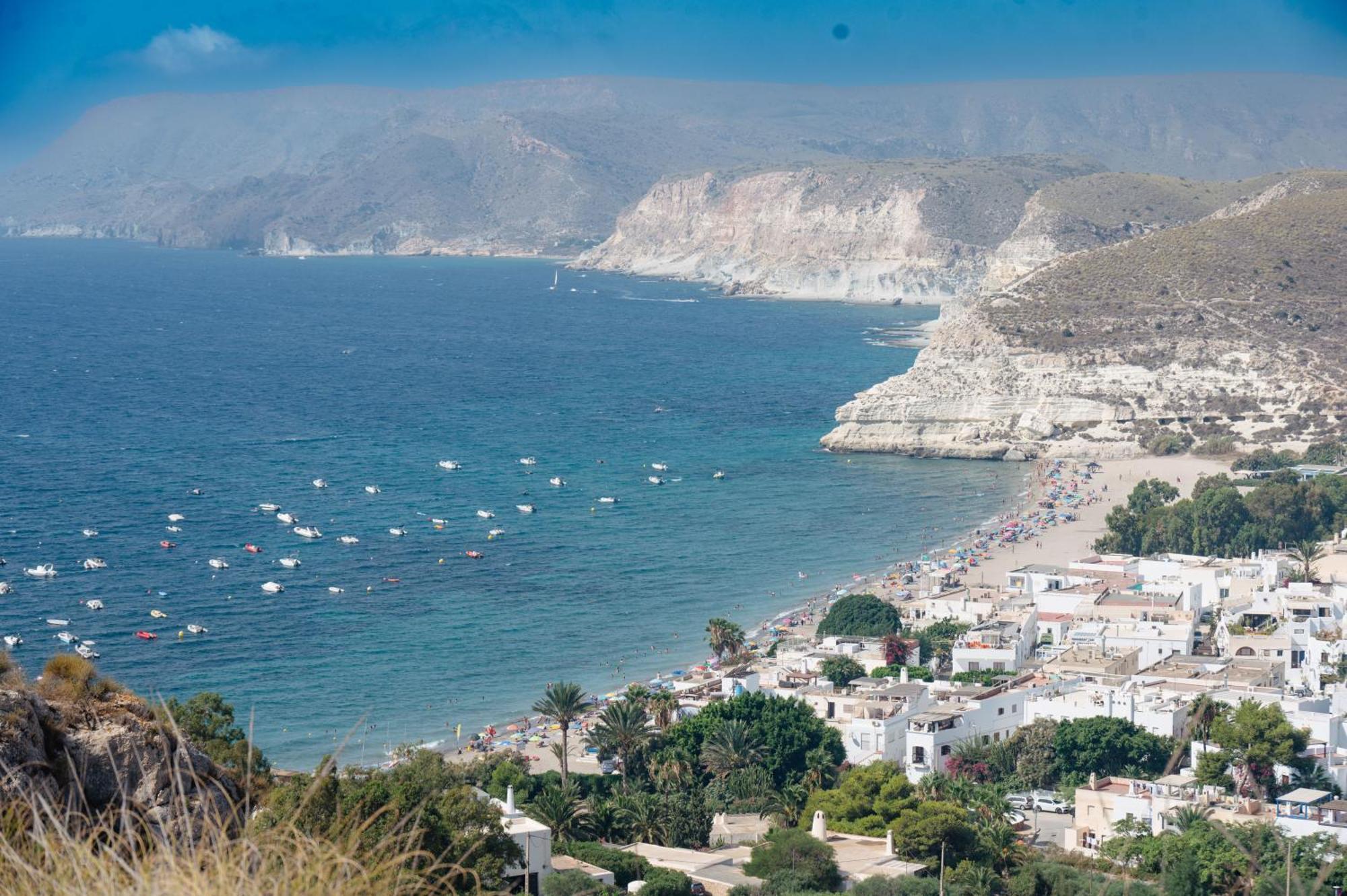 Complejo Turistico Los Bayiyos Agua Amarga  Exterior photo